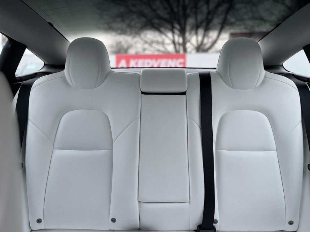 TESLA MODEL 3 Long Range AWD (Automata) 77e km. FEHÉR BELSŐ. mátrix LED. hőszivattyú. garanciális!