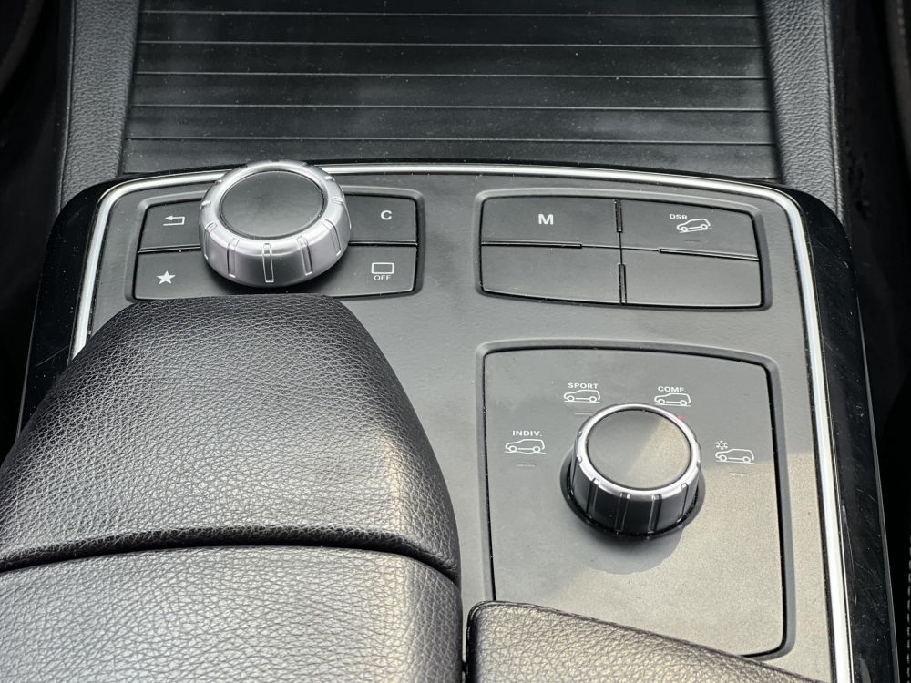 MERCEDES-BENZ GLE 500 e 4Matic (Automata) 135e km. M.o.-i. magas felszereltség. memória. üléshűtés. 360kamera. HUD!