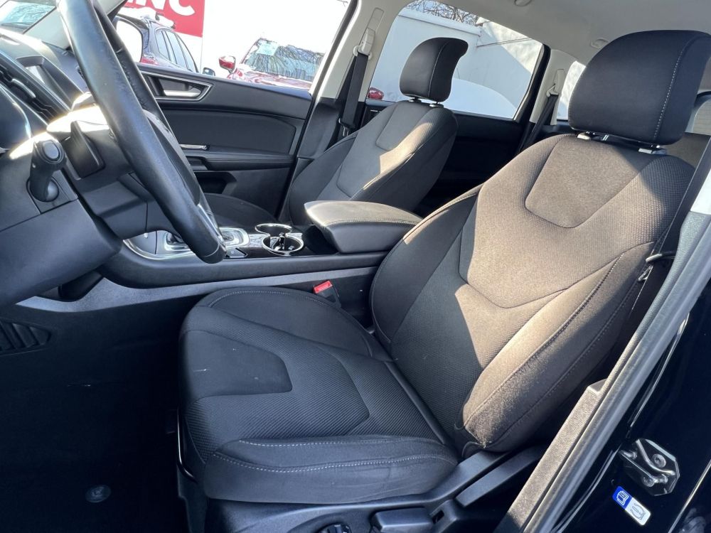 FORD S-MAX 2.0 TDCi Titanium Powershift Tiptronic 5 személyes Tempomat Klíma Vonóhorog F1 váltó!