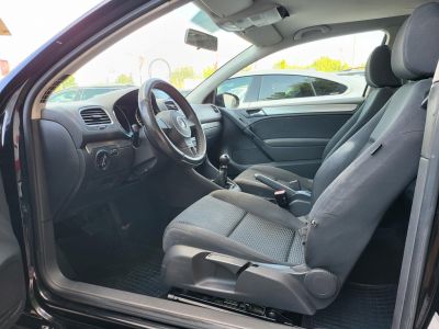 VOLKSWAGEN GOLF VI 1.4 Trendline Klíma