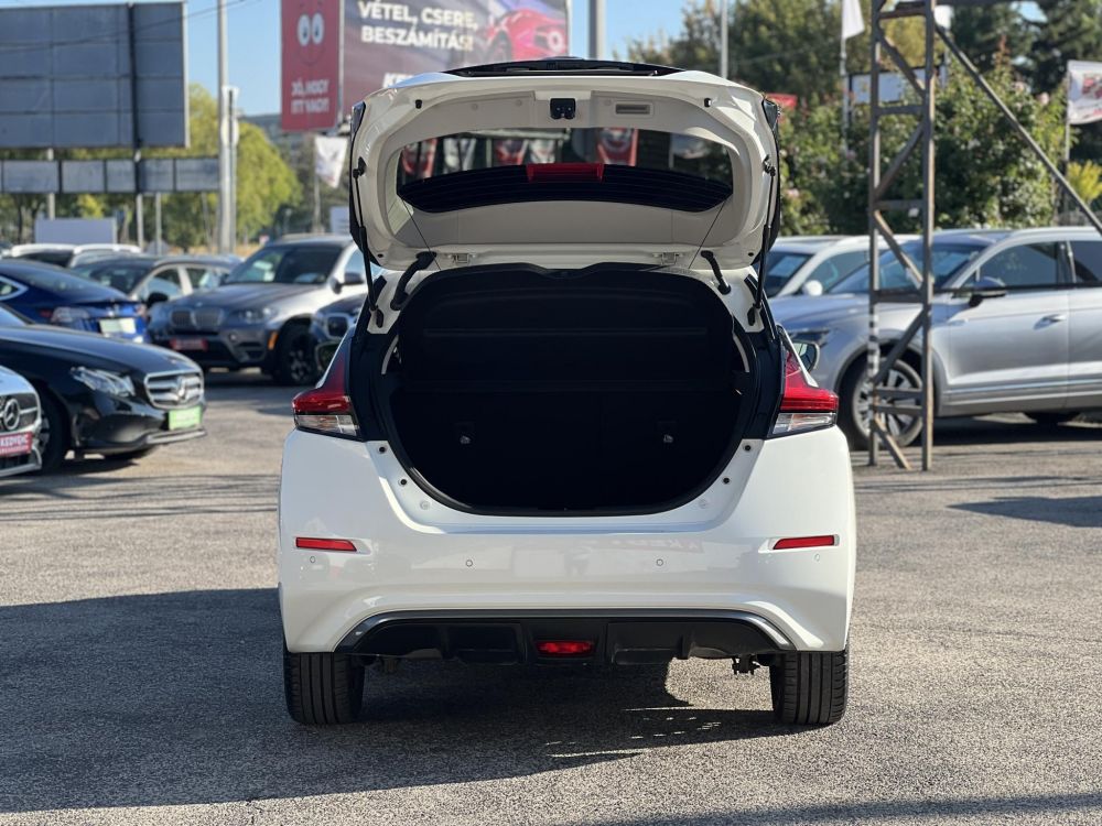 NISSAN LEAF N-Connecta e+ 62kWh (Automata) 78e km. 350km hatótáv!