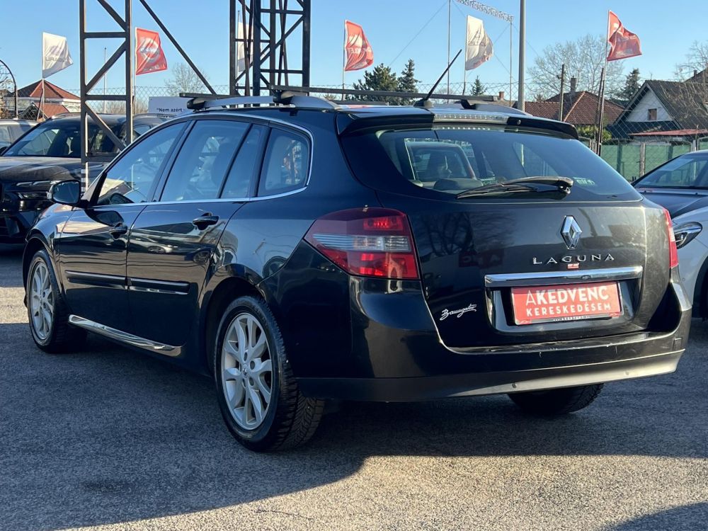 RENAULT LAGUNA 1.5 dCi Expression EDC Klíma Tempomat Bluetooth Végig szervízelt!