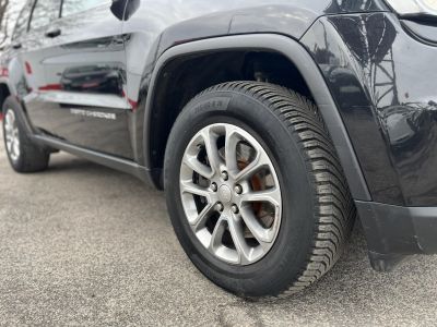 JEEP GRAND CHEROKEE 3.0 V6 CRD Laredo (Automata) 4X4. felező váltó. digitális klíma. tetőcsomagtartó