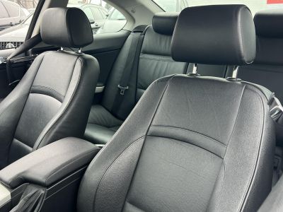 BMW 325i (Automata) Xenon Tempomat Ülésfűtés Bluetooth Navi PDC