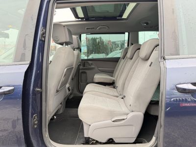 SEAT ALHAMBRA 2.0 CR TDI Style DSG [7 személy] Panorámatető Ülésfűtés Adaptív futómű Világos belső Frissen szervizelt!