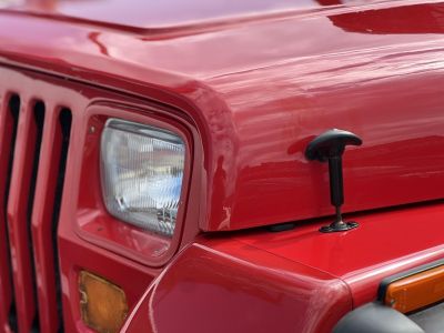 JEEP WRANGLER Hard Top 2.5 Nagyon szép karosszéria. európai kivitel. karbantartott