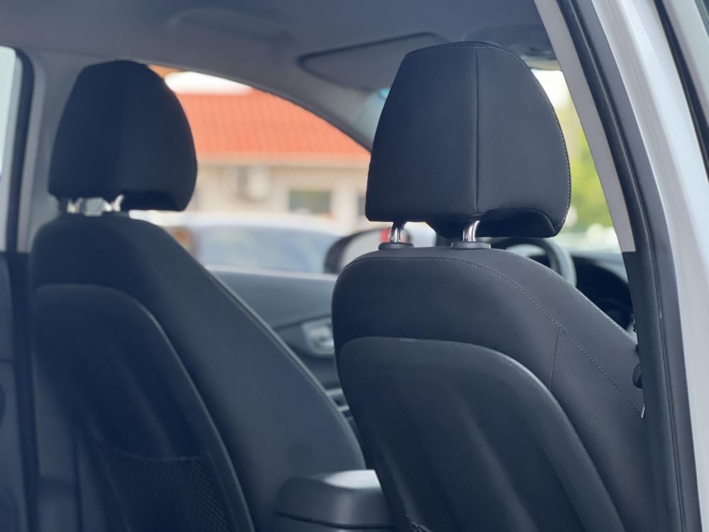 HYUNDAI KONA EV 64kWh Comfort 400+km hatótáv