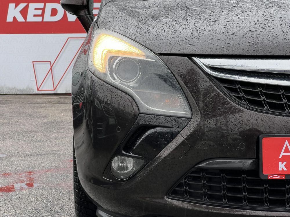 OPEL ZAFIRA TOURER 1.6 CDTI Edition (7 személyes ) Klíma Tempomat Bluetooth Navi!
