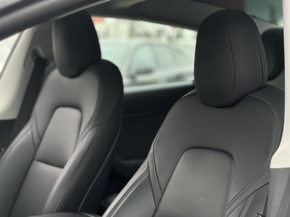 TESLA MODEL 3 RWD (Automata) 36e km. Ryzen. 19 sport felni. 2030-ig gyári garancia!