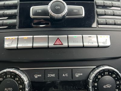 MERCEDES-BENZ C 220 CDI BlueEFFICIENCY (Automata) Xenon Tempomat Ülésfűtés Navi Bluetooth Rendszeresen szervizelt!