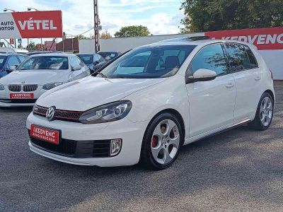 VOLKSWAGEN GOLF VI 2.0 TSI GTI 210le. Napfénytető Klíma GTI felnik Kockás belső!