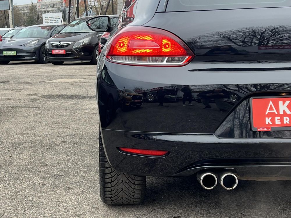 VOLKSWAGEN SCIROCCO 2.0 CR TDI Klíma Tempomat Bluetooth Multi kormány!