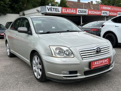 TOYOTA AVENSIS 2.0 Sol Executive (Automata) Tempomat Digitklíma Ülésfűtés Bőr Téli-nyári gumi!