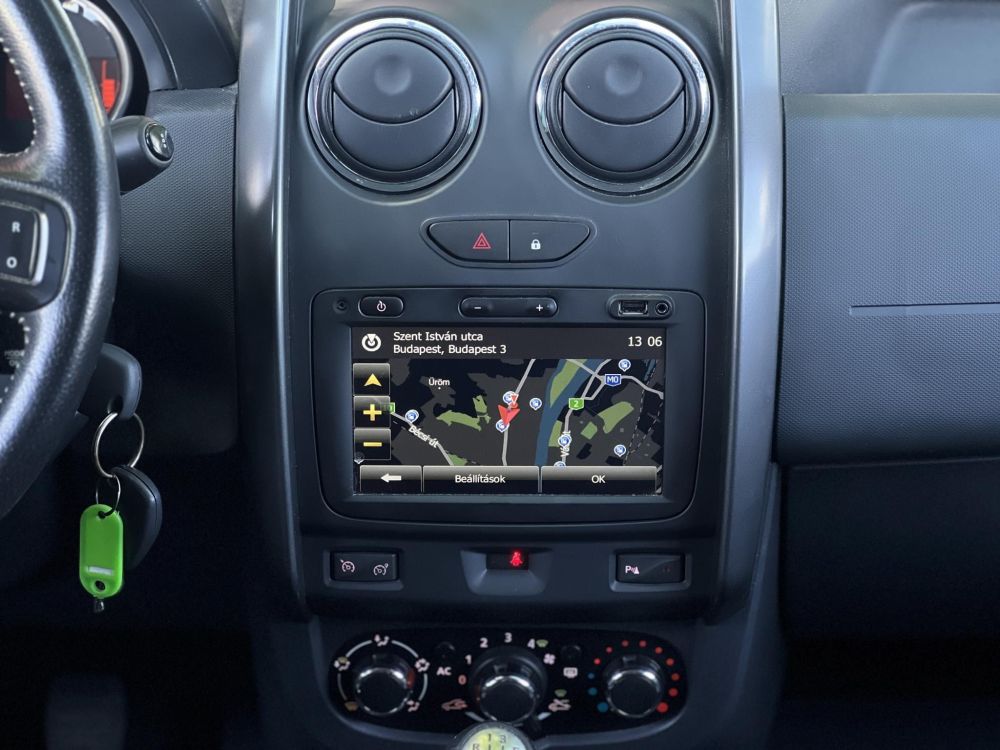 DACIA DUSTER 1.2 TCe Arctic 107e km. M.o.-i. klíma téli-nyári kerék!
