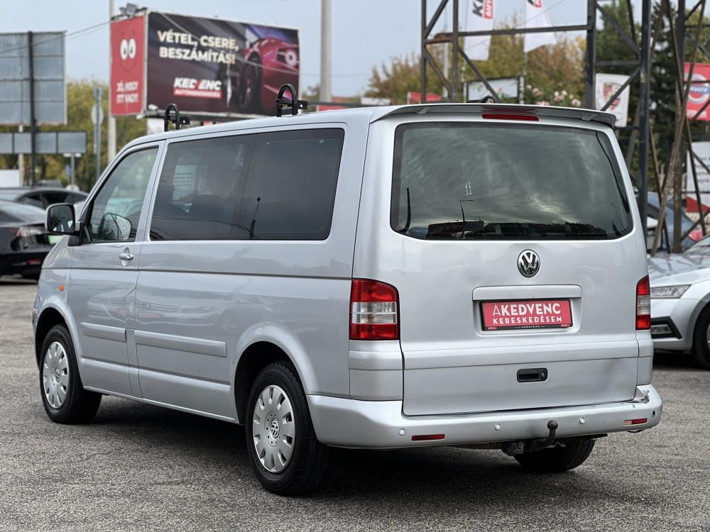 VOLKSWAGEN TRANSPORTER 2.5 TDI Mixto 'D.kab' AXE motorkód. 2.1T vonóhorog. klíma. tetőcsomagtartó. 2 gyári kulcs!