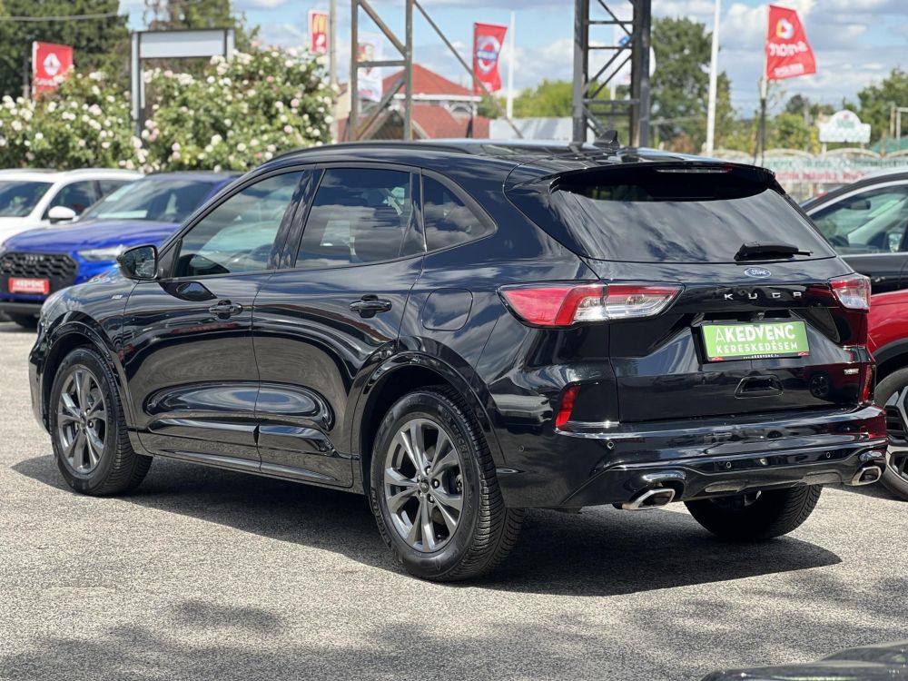 FORD KUGA 2.5 FHEV ST-Line X CVT 42e km. újszerű állapot