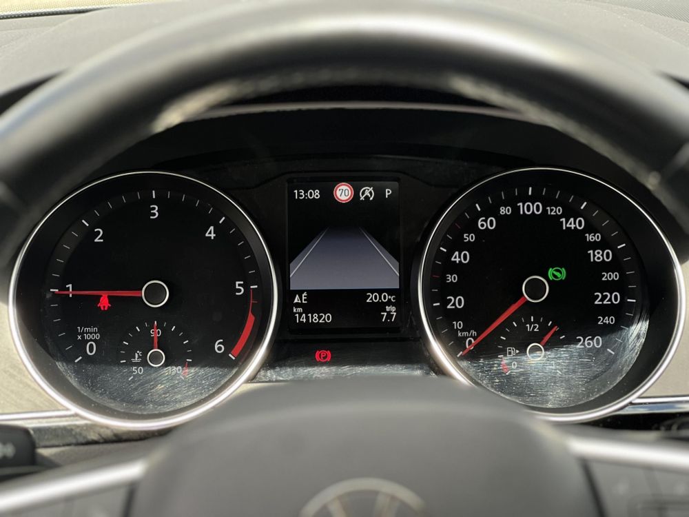 VOLKSWAGEN PASSAT VIII Variant 2.0 TDI SCR Business DSG Masszázs ülés. Carplay