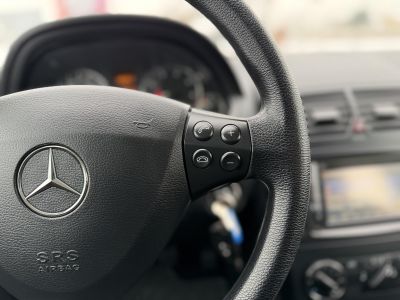 MERCEDES-BENZ A 180 BlueEFFICIENCY Elegance EURO5 156e km. megkímélt állapot. klíma ülésfűtés 2 gyári kulcs