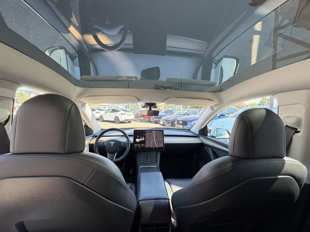 TESLA MODEL Y Long Range AWD (Automata) 159e km. mátrix LED. hőszivattyú. garanciális akkumulátor és hajtás!