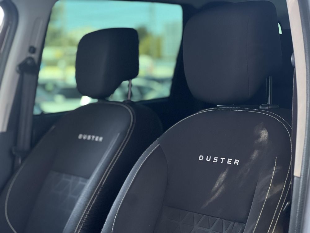 DACIA DUSTER 1.2 TCe Arctic 107e km. M.o.-i. klíma téli-nyári kerék!