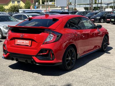 HONDA CIVIC 1.0 T Executive Sport Line 65e km. Magyarországi. 2 tulajdonos. Teljes szerviztörténet!