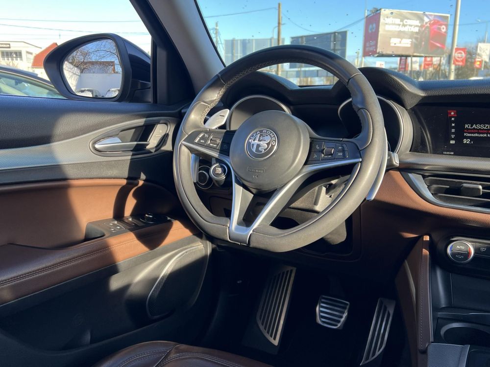 ALFA ROMEO STELVIO 2.0 T Super Q4 (Automata) M.o.-i. 1.tul. Klíma Tempomat Bőr!