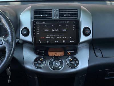 TOYOTA RAV 4 Rav4 2.0 4x4 Executive CVT Alcantara belső. kormányváltó. parkolóradar