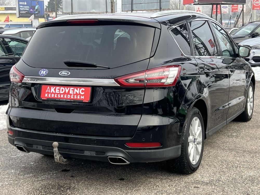 FORD S-MAX 2.0 TDCi Titanium Powershift Tiptronic 5 személyes Tempomat Klíma Vonóhorog F1 váltó!