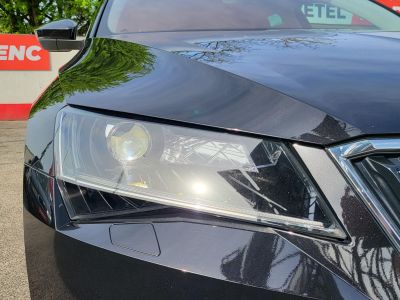 SKODA SUPERB Combi 2.0 TDi SCR Style LED Navi Tempomat Kamera Memória Ülésfűtés Bőr Vonóhorog Carplay
