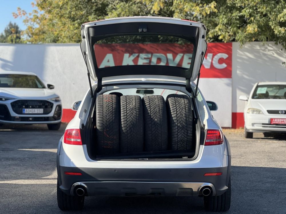 AUDI A4 ALLROAD 3.0 V6 TDI DPF quattro S-tronic Bang & Olufsen. ACC. bi-xenon. barna bőrbelső. téli-nyári kerék szett!