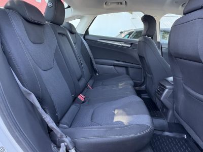 FORD MONDEO 2.0 HEV Titanium (Automata) Rendszeresen karbantartott Garanciális váltó!