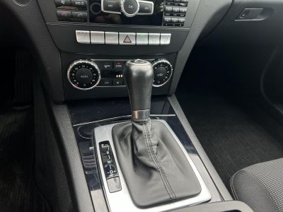 MERCEDES-BENZ C 200 T CDI BlueEFFICIENCY Elegance (Automata) Navigáció Tempomat Ülésfűtés Megkímélt állapot!