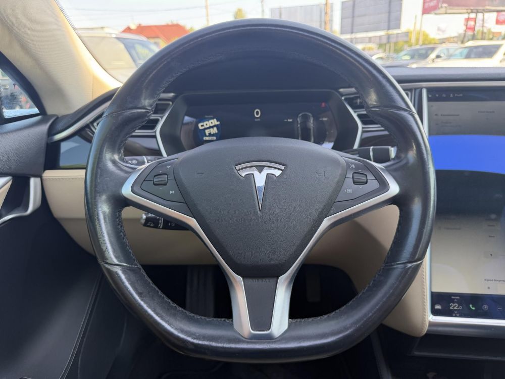 TESLA MODEL S 85 (Automata) SC01. CCS UPGRADE. FREE SUPERCHARGER. 88% AKKU!