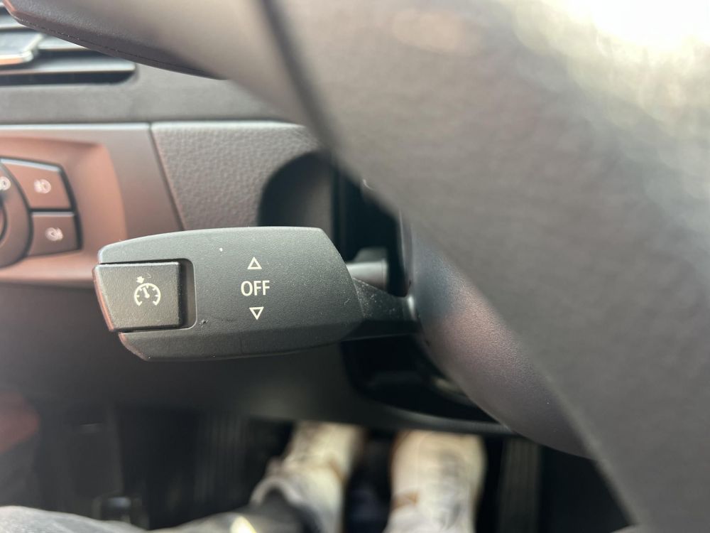 BMW 320d xDrive Touring (Automata) Bordó bőr belső.153e km. M.o.-i. frissen szervizelt! panoráma tető ülésfűtés