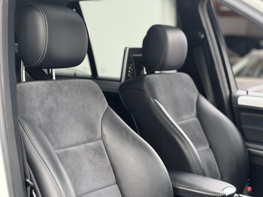 MERCEDES-BENZ ML 320 CDI (Automata) harman/kardon. légrugó. napfénytető. hátsó TV. alcantara belső!