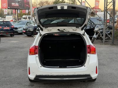 TOYOTA AURIS Touring Sports 1.8 HSD Executive Skyview (Automata) Panoráma Tempomat Ülésfűtés Kamera Keyless Navi