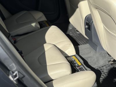 VOLVO V60 2.0 [T4] Kinetic Geartronic M.o.-i. magasan felszerelt. végig vezetett szervizkönyv!