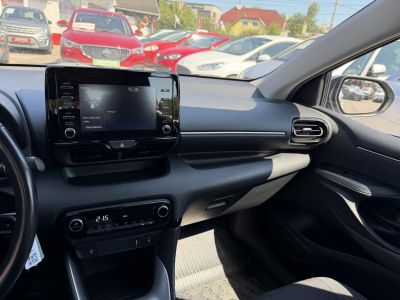 TOYOTA YARIS 1.5 Hybrid Comfort Tech e-CVT 103e km. ülésfűtés. kormányfűtés. kamera. sávtartó. digitklíma