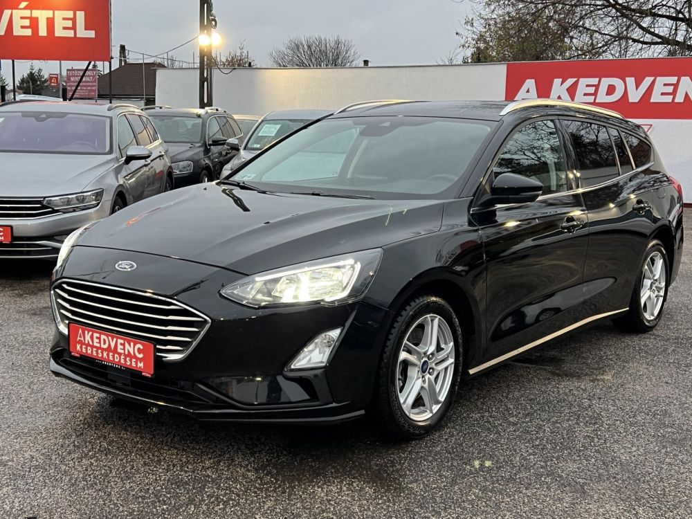 FORD FOCUS 1.0 EcoBoost Connected M.o.-i. 1.tul. Márkaszervizelt! Carplay