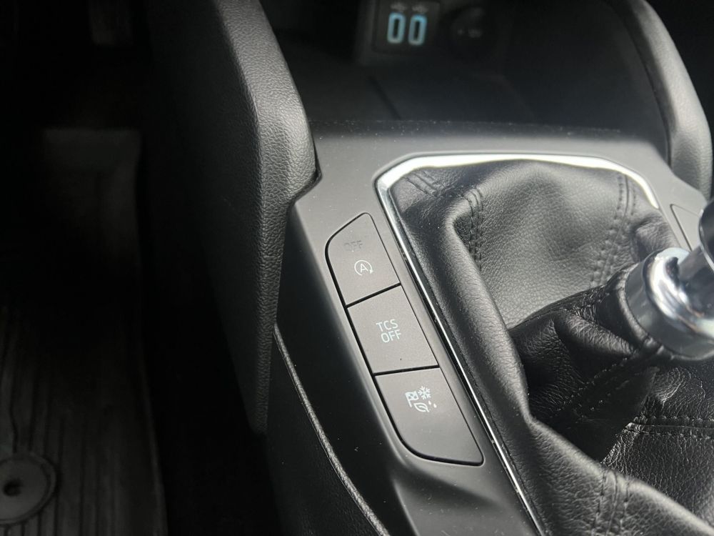 FORD FOCUS 1.0 EcoBoost Connected M.o.-i 1.tul. Márkaszervizelt! Carplay