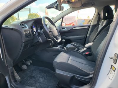 CITROEN C4 1.6 HDi Tendance Tempomat Digitklíma Tolatóradar Téli-nyári kerék szett!