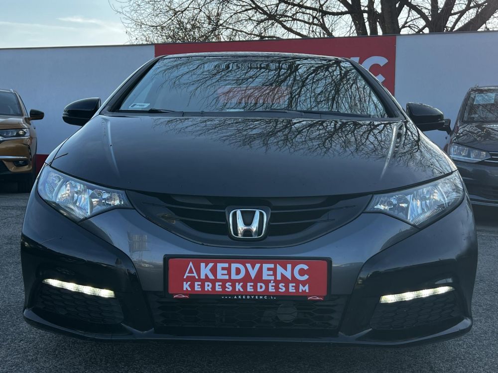 HONDA CIVIC 1.4 Comfort M.o-i. Klíma Tempomat Bluetooth Márkaszervizelt!