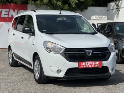 DACIA LODGY 1.6 SCe Ambiance (7 személyes ) Magyarországi. Gyári fényezés. Végig vezetett szervizkönyv!