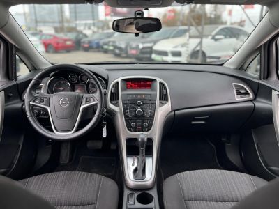 OPEL ASTRA Sports Tourer 2.0 CDTI Sport Tempomat Digitklíma Tolatóradar Multikormány Ülésfűtés