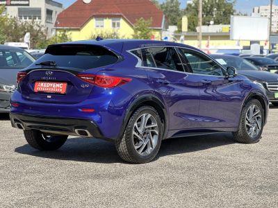 INFINITI Q30 1.5d Premium Tech M.o.-i. Márkaszervizelt. Téli-nyári kerék garnitúra!