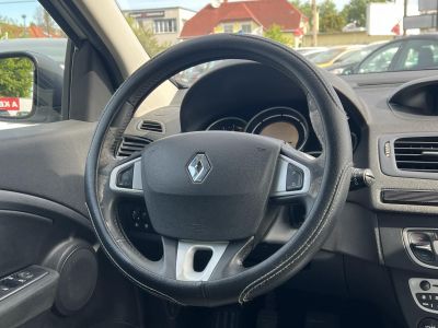 RENAULT MEGANE 1.6 Dynamique Magyarországi. teljes szerviztörténet!