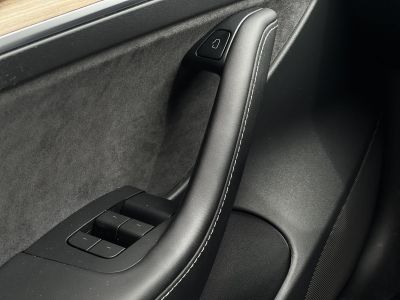 TESLA MODEL 3 Long Range AWD (Automata) 101e km. AMD Ryzen. mátrix LED. hőszivattyú. garanciális!