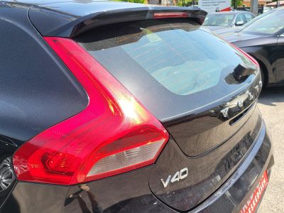 VOLVO V40 2.0 D [D3] Summum Geartronic M.o.-i. Klíma Tempomat Bluetooth 138e km!