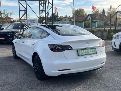 TESLA MODEL 3 Long Range AWD (Automata) FACELIFT. hőszivattyú. premium hifi. mátrix LED!