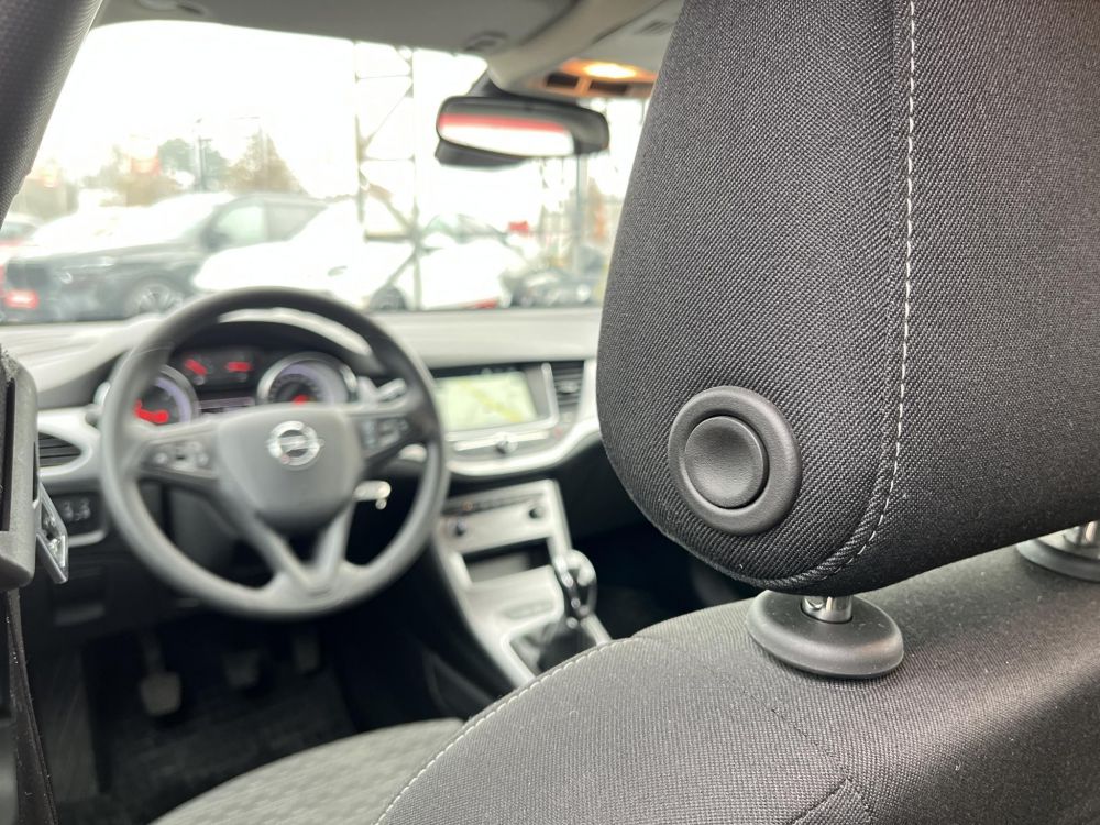 OPEL ASTRA K Sports Tourer 1.5 CDTI Business Edition Tolatóradar. tempomat. keveset futott